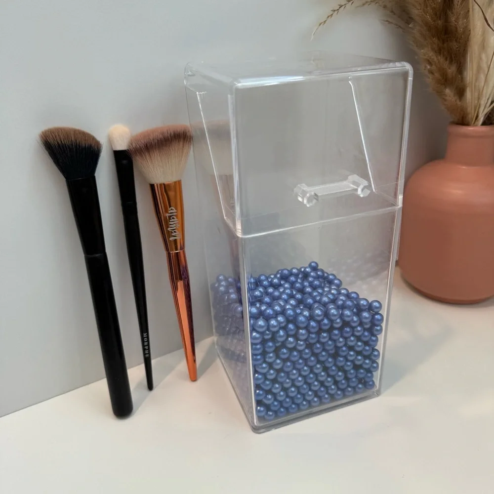 Clear Makeup Brush Holder with Blue Beads